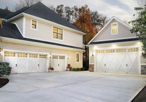 How to Open the Garage Door Without a Remote Control 